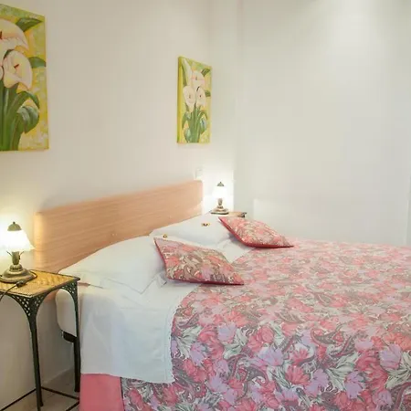 Loggetta فندق مبيت وإفطار 3*