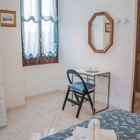 Loggetta فندق مبيت وإفطار تاركوينيا